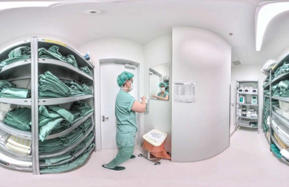Ausschnitt aus der VR-Anwendung im OP-Szenario